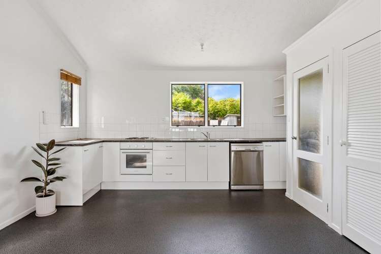 2 Holland Grove Richmond Heights_6