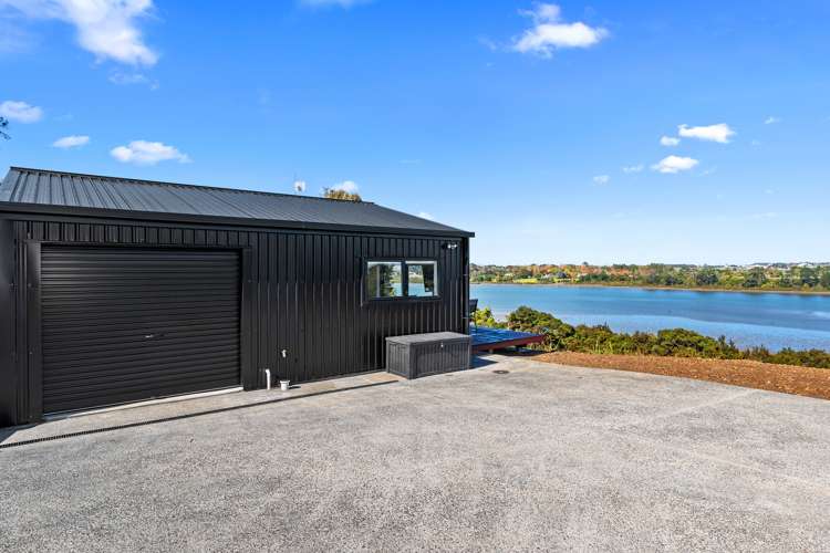 31 James Paige Lane Riverhead_18