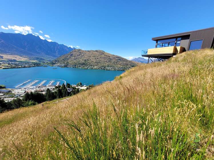 10 McGregor Lane, Remarkables View_1