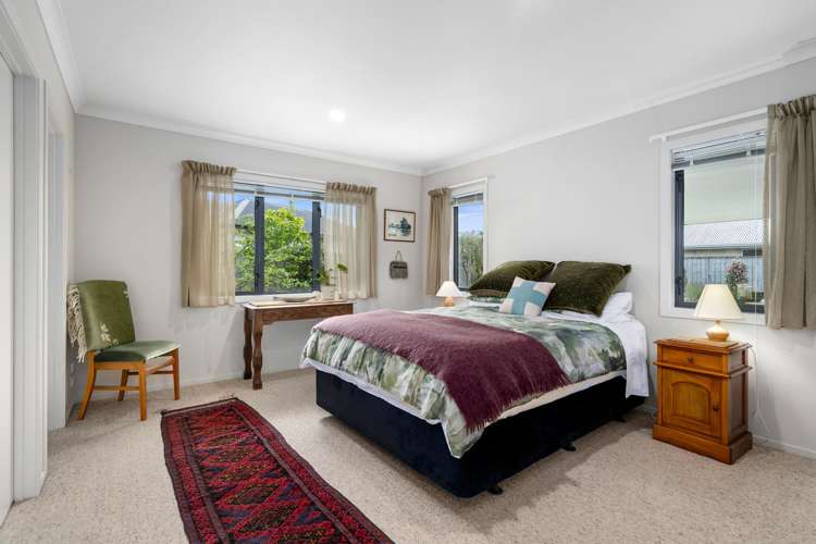 4 Libby Crescent Cambridge_12