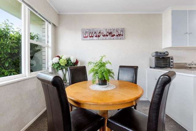 2/155 Levers Road Matua_4