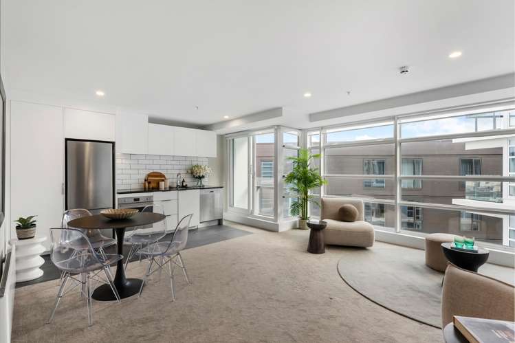 E1304/160 Victoria Street Te Aro_2