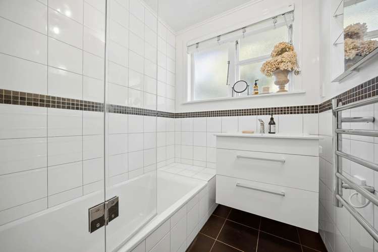 62A Yeovil Road Te Atatu Peninsula_15