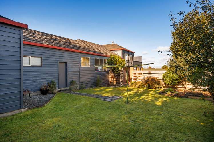 32 Pirinoa Street Feilding_19