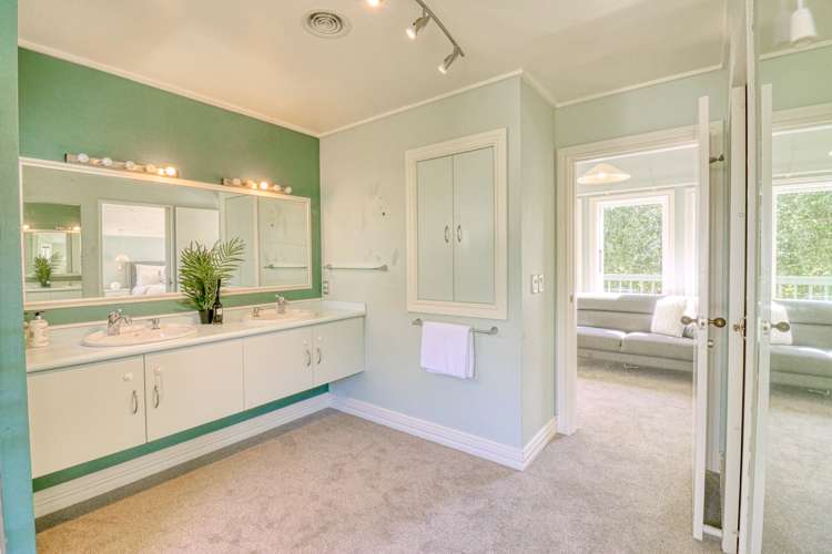 2/125 Woburn Road Woburn_25