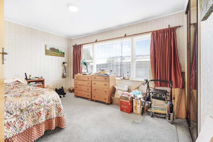 24 Springfield Crescent Enderley_5