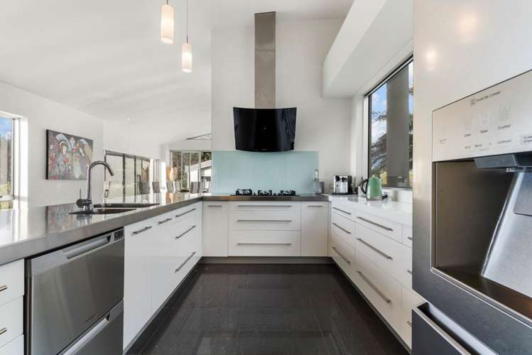 73 Robertson Road Otaua_15