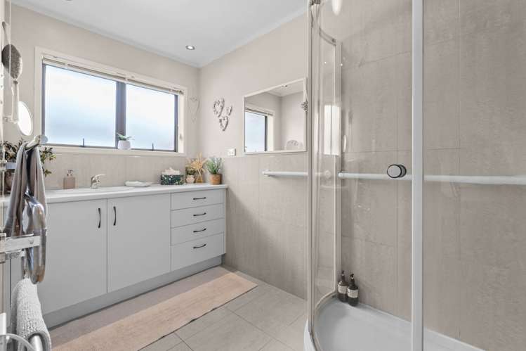 1/37 Palliser Lane Browns Bay_17