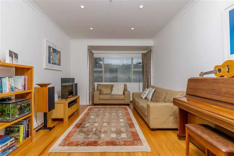 25 Wainui Avenue Point Chevalier_6