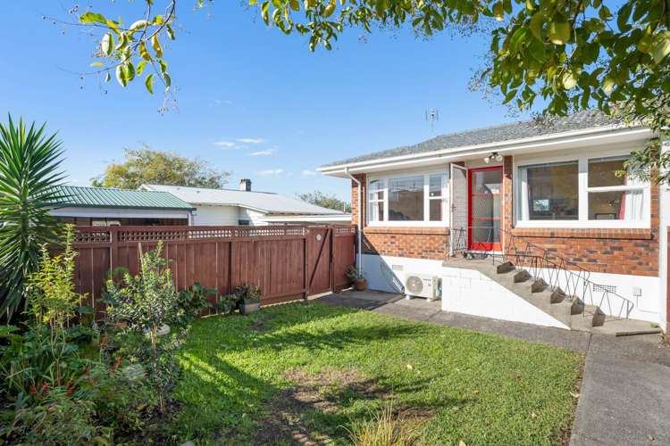 9/27 Nikau Street New Lynn_11