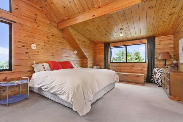 748 Ridge Road Riverhead_7