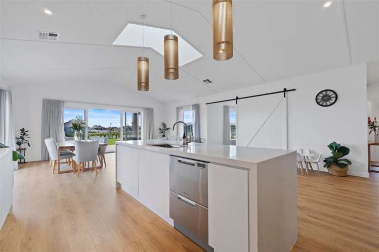 34 Recite Avenue Leamington_4