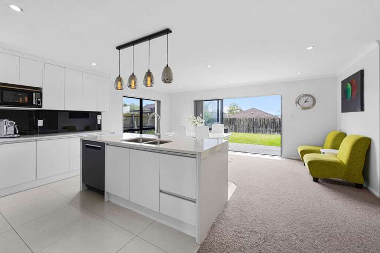 40 Hadley Wood Drive Wattle Downs_24