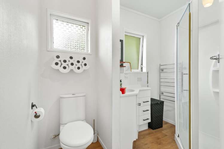 7 Lorna Place Brookfield_8