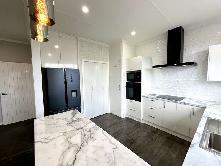 397 North Road Waikiwi_18