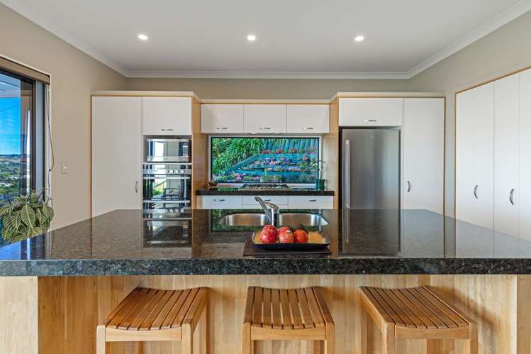 24 Wairere Road Bastia Hill_1