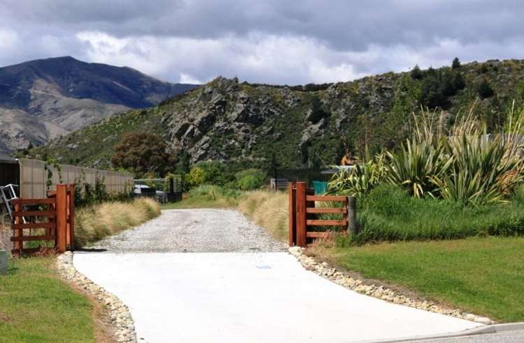 32 Pisa Road Luggate_21