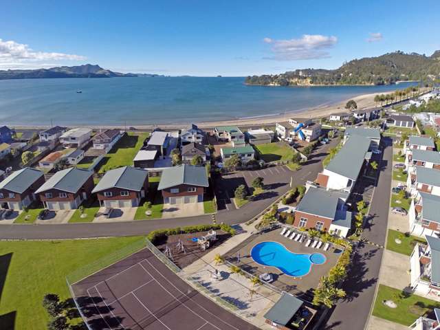 1/18 Eyre Street Whitianga_1