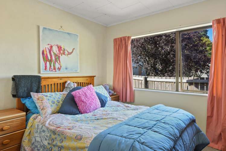 2/220 Waimea Road Bishopdale_5