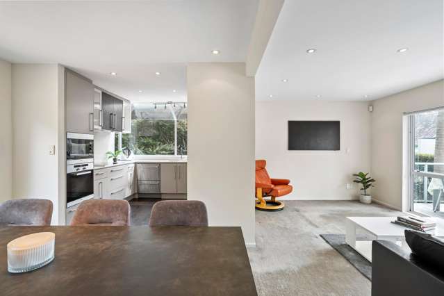 8/17 Chatfield Place Remuera_2