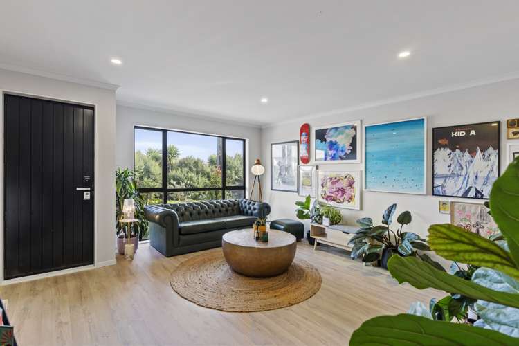 3 Valkyrie Lane Beachlands_12