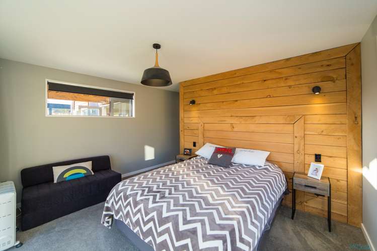 52 Myles Way Lower Shotover_16