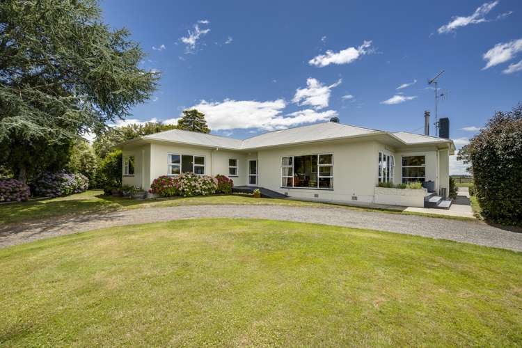 1389 Maraekakaho Road Longlands_3