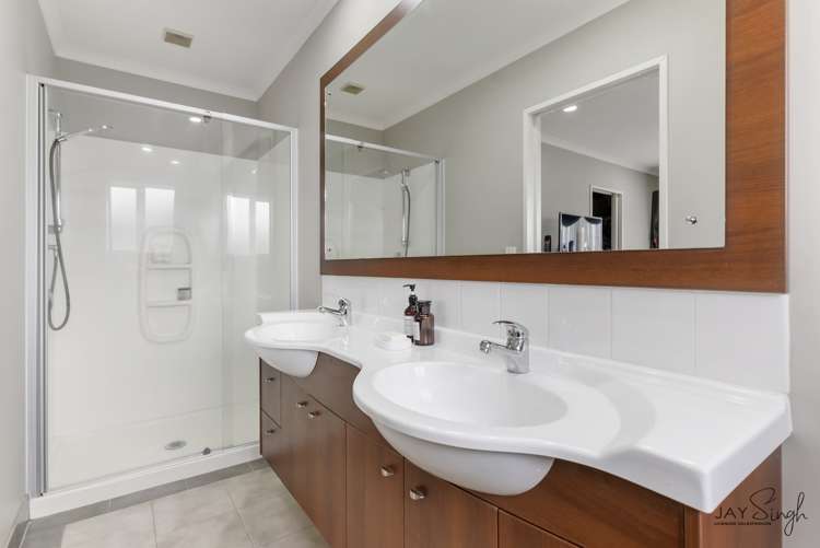 3 Bridgefield Crescent Flat Bush_17