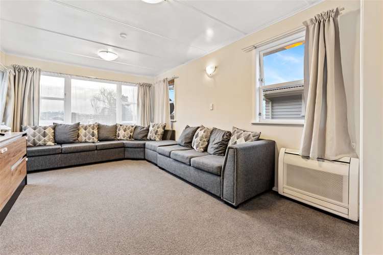 24 Laura Street Kelston_5