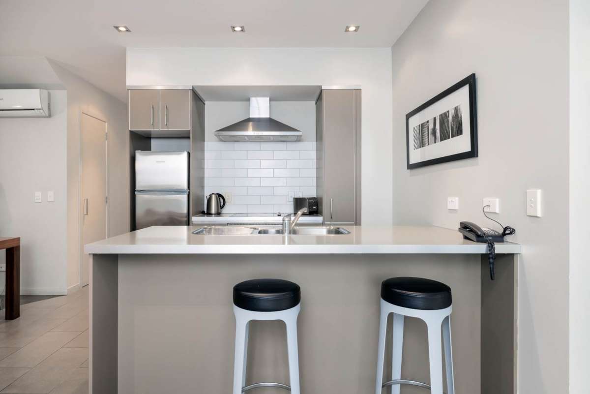 10/98 Marsden Road_1