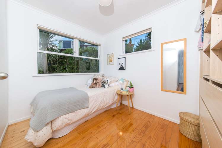 1/22 Glendene Avenue Glendene_12