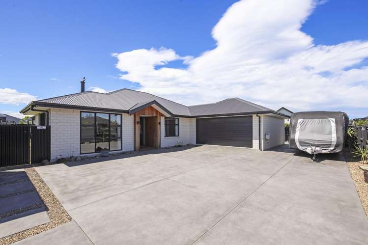 80 Petries Road Woodend_27