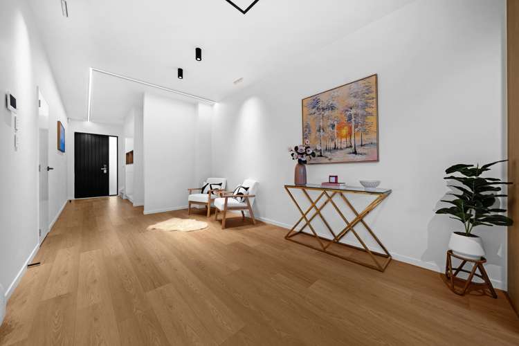 Lot 2&3/1 Imatra Place Sunnyhills_32