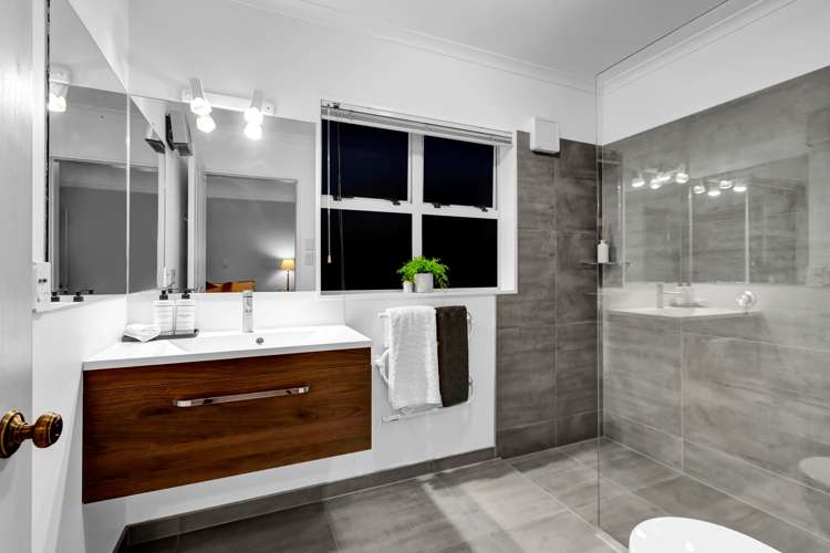 7 Saddle Row Welbourn_12