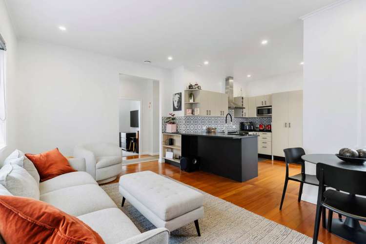 8a Campbell Road Maraetai_14