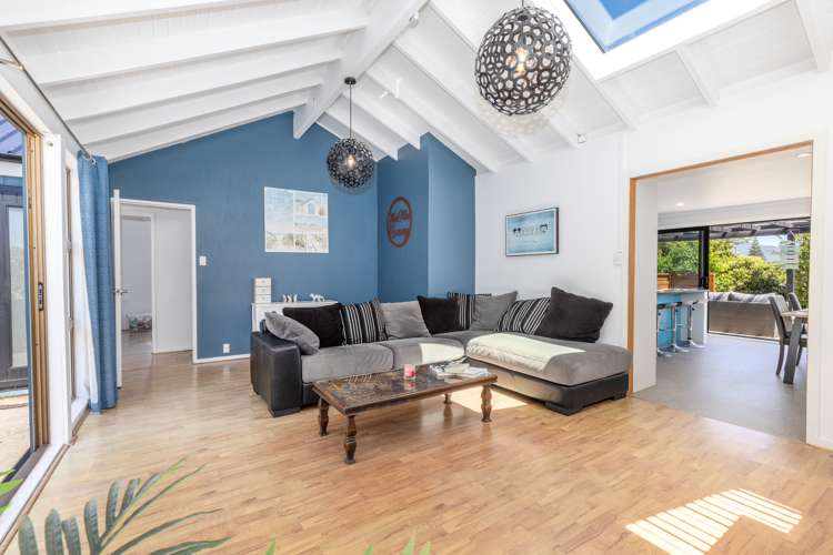 3 Walton Road Paraparaumu Beach_1