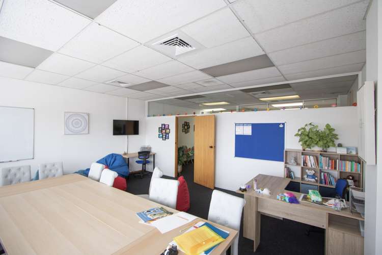 4/8 Clyde Road Browns Bay_5