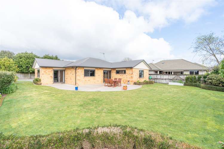 17 Innswood Place Rototuna North_30