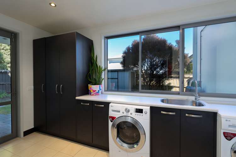 5 Curtis Street Stoke_13