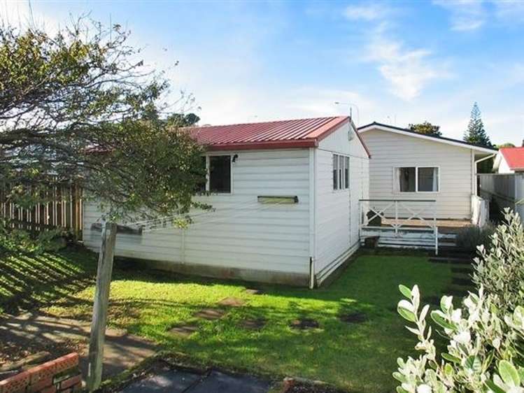 2 Pascoe Avenue Paremata_21