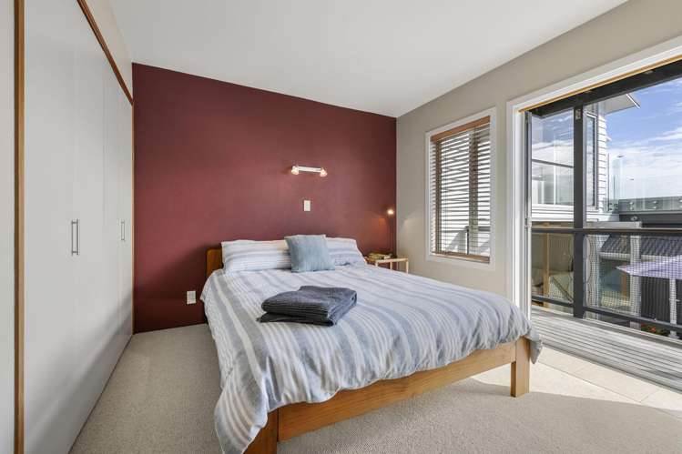 10 Earles Place Raglan_35