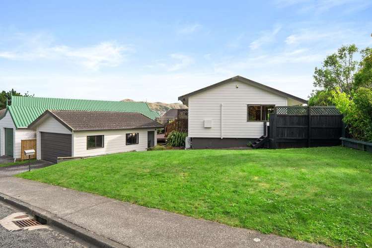 115 Mark Avenue Grenada Village_21