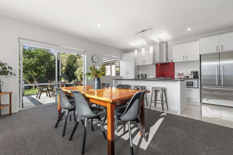 2 Orion Way Welcome Bay_2