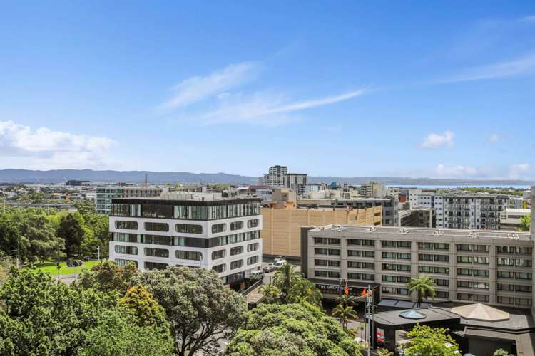 8D/6 St Martins Lane Grafton_11