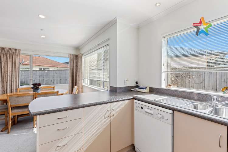 14 Woodland Grove Wainuiomata_5