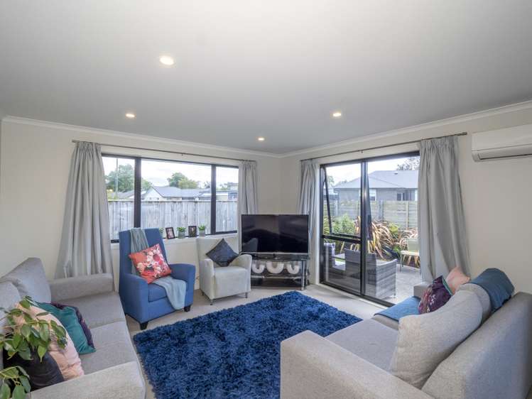 2 Tarata Grove Masterton_2