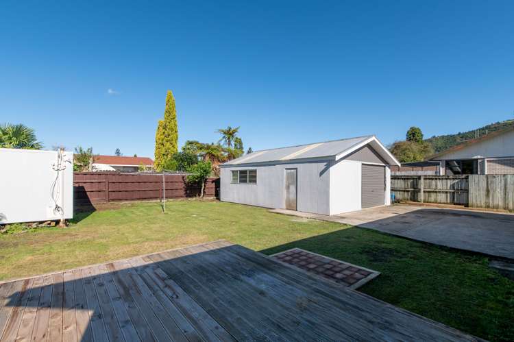 4 Urquhart Place Fairy Springs_11