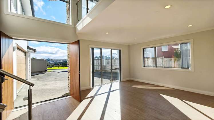 17D Masons Road Oteha_1