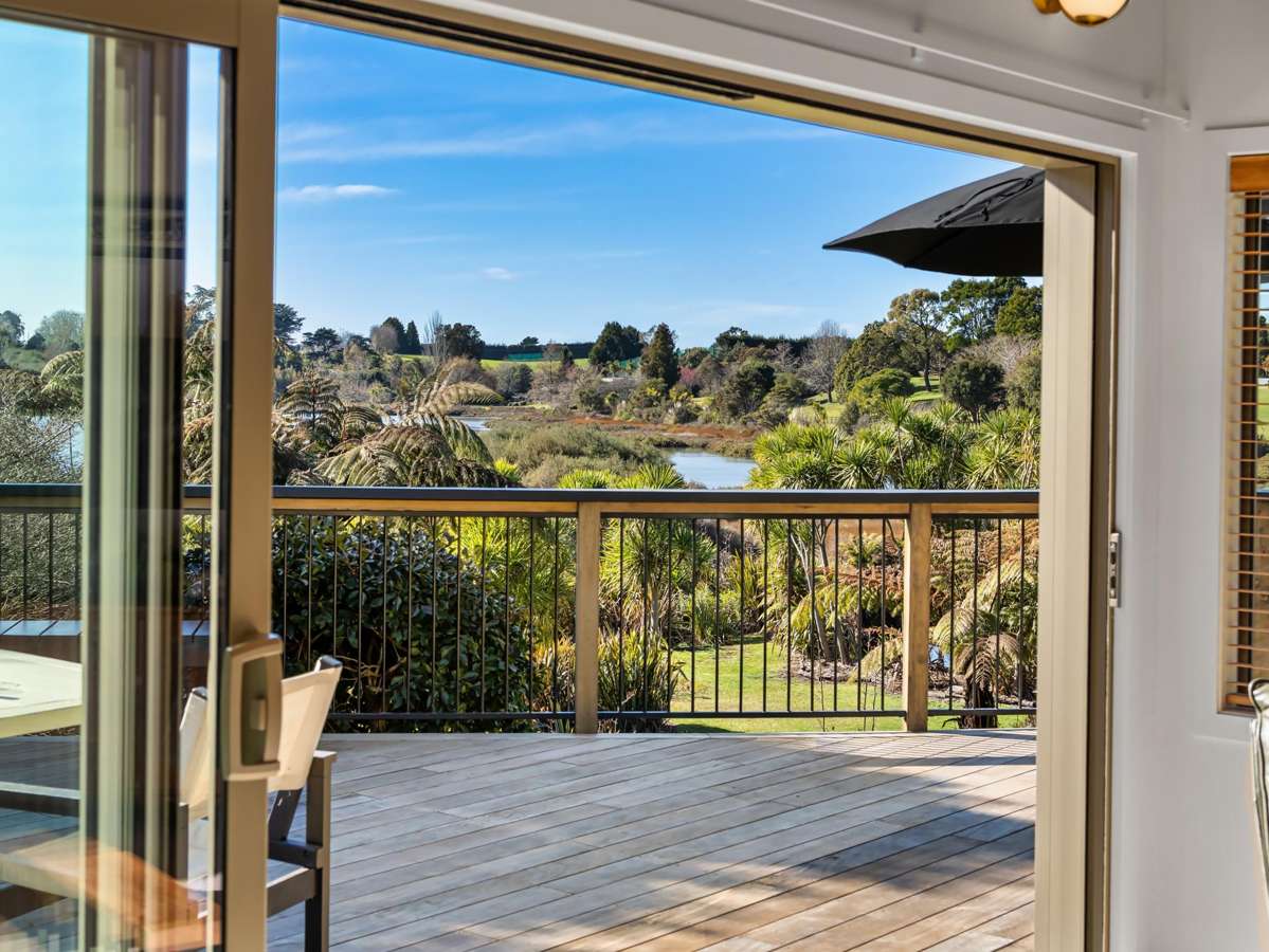 36 Waikaraka Drive West_4