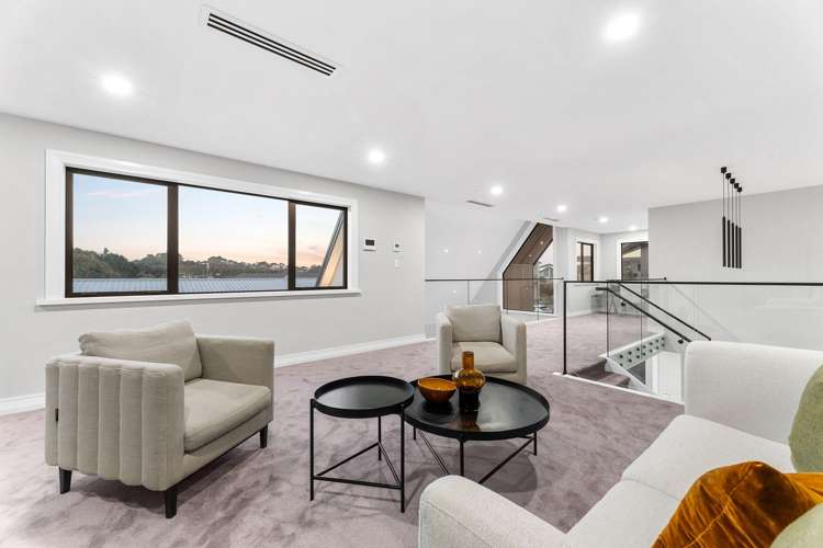 5 Kotuitui Drive Wainui_11